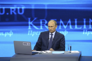 `Rusiya yeni sualtı qayıqlar düzəldir` - Putin canlı yayımda mesaj verdi