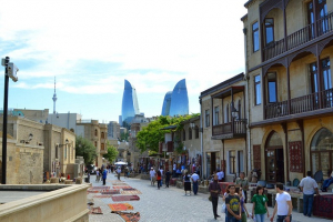 Azərbaycanlılar bu Avropa ölkəsinə vizasız gedə biləcək

