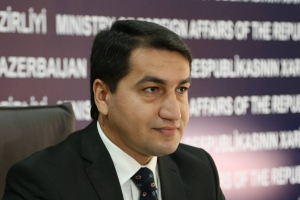“Ermənistan status-kvonu saxlamağa çalışır” - Hikmət Hacıyev
