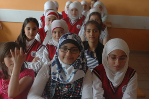 Türkiyədə qızlarla oğlanlar ayrı təhsil alacaq 