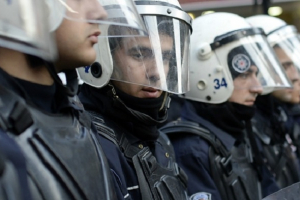 İstanbula 5 min polis gətirildi