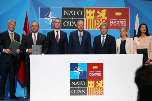 Türkiyə İsveç və Finlandiyanın NATO-ya üzv qəbul edilməsinə razılıq verib
