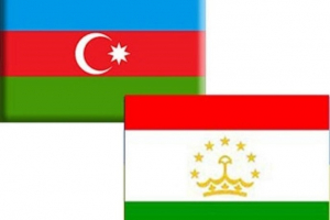 Azərbaycan Tacikistana yardım edir