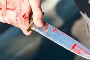 21 yaşlı qızı bıçaqladılar - Salyanda
