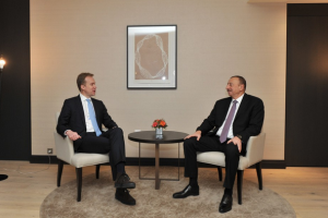   İlham Əliyev İsveçrə prezidenti ilə görüşdü