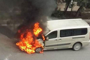 Bakı-Qazax yolunda yük avtomobili yandı