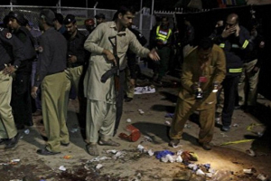 Pakistanda daha bir terror - 6 uşaq öldü