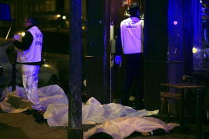 Paris təşviş içində: 153 nəfər öldü (VİDEO)