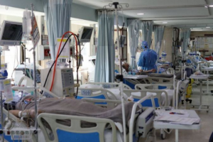 İranda virusdan daha 223 nəfər ölüb