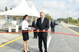 İlham Əliyev Quba-Qonaqkənd avtomobil yolunun açılışını edib