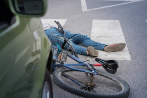 Yevlaxda velosipedçini avtomobil vuraraq öldürüb 
